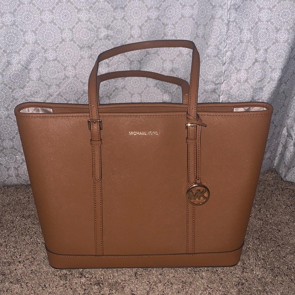 Michael Kors Jet Set tote